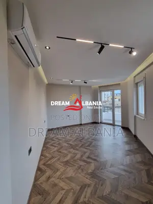 Ambient Biznesi/Klinike me Qera ne Qender te Tiranes, prane Kafe Flora