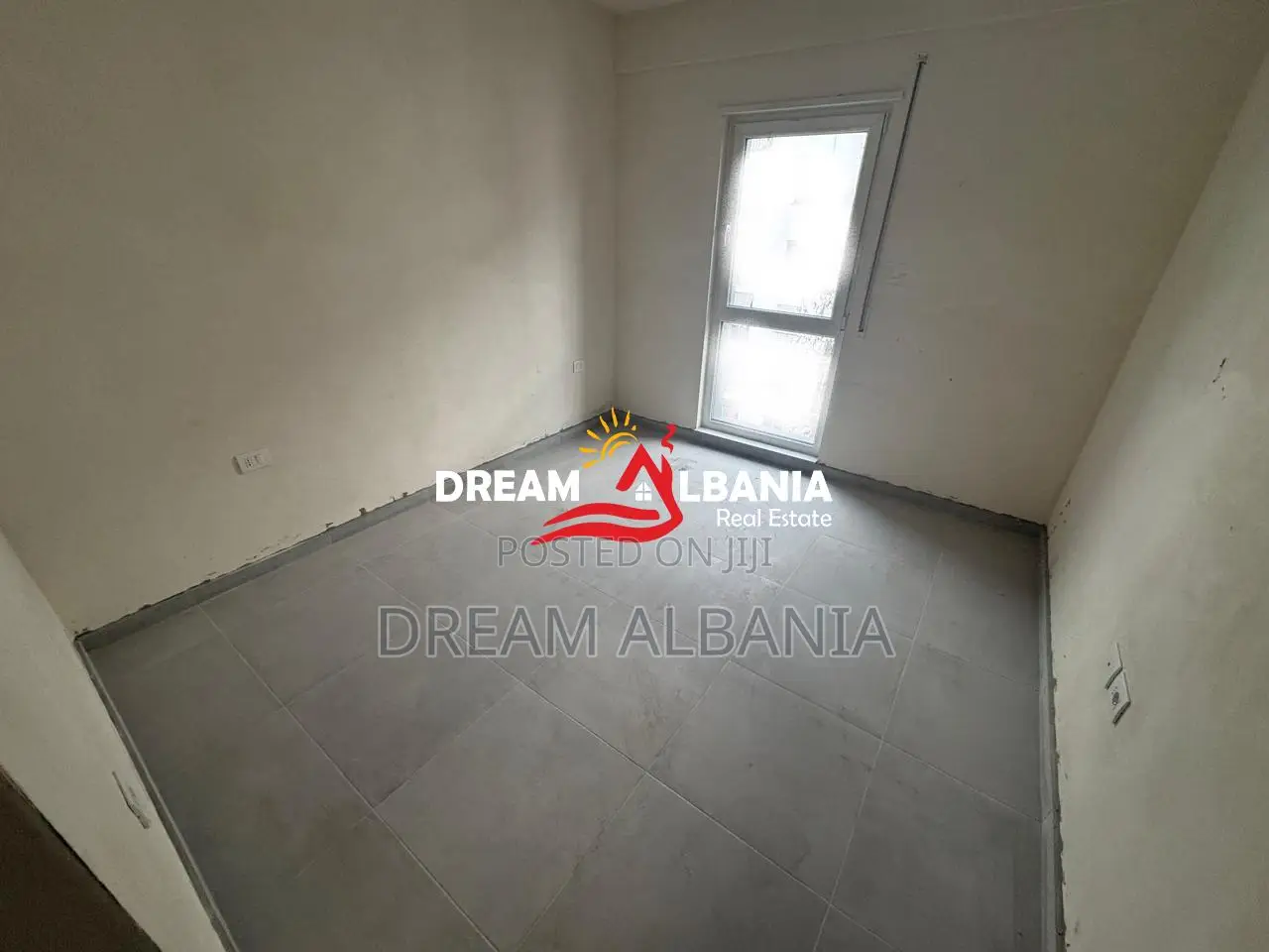 Apartamente 2+1 ne shitje ne Rruga 5 Maji afer Concordit ne Tirane (ID