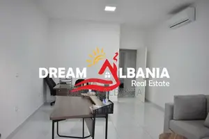 Zyre me qera tek Komuna Parisit, Kompleksi Kika 2 ne Tirane (ID 426160
