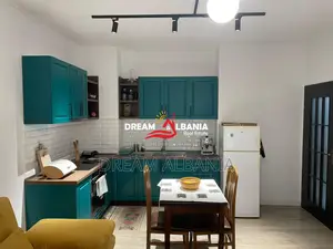 Jepet Apartament 1+1 Rruga Dibres afer shkolles Misto Mame.(ID 4219499