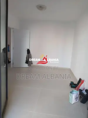 Jepet me Qera Ambient për Biznes tek Rezidenca Zirkon-Tirane (42111596