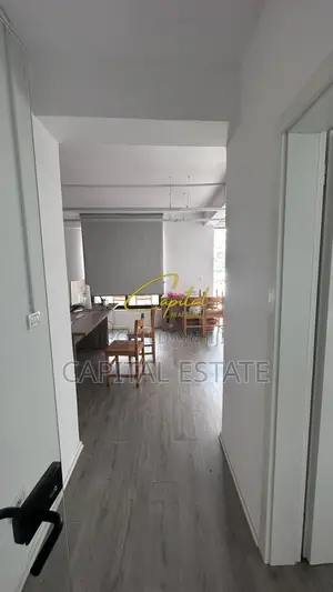 ZYRE ME QIRA 116 M2 VASIL SHANTO 1.200 EURO