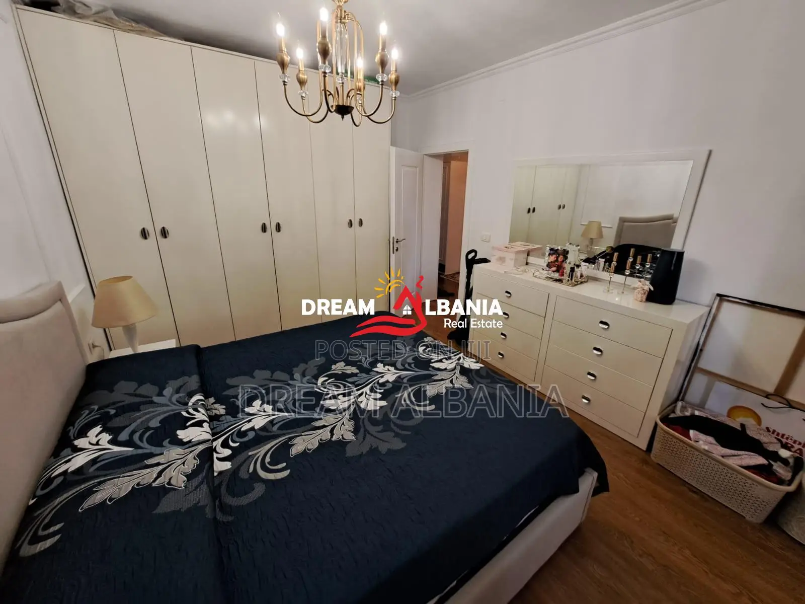 Super Apartament 2+1+2 Ballkone ne Shitje ne Laprake, Prane KMY (ID 51