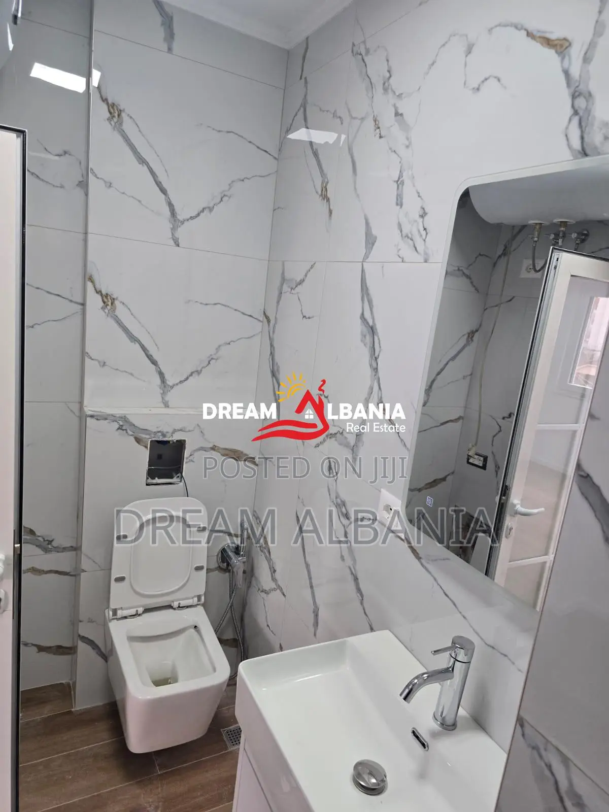 Shitet Apartament 1+1, Prane Shkolles Kuqe, Rruga Dervish Hekali (ID 4