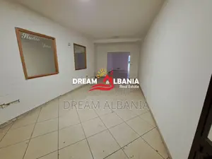 Ambient Biznesi/Zyre ne Shitje ne Zonen e Myslym Shyrit, prane Someg (