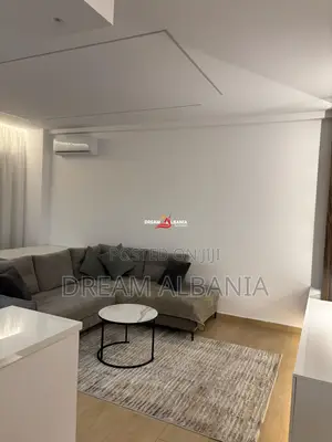Jepet me qera apartament 1+1 tek Kopshti Zologjik prane Piceri Pavarot
