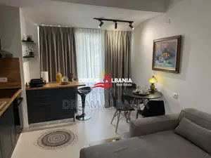 Shitet Apartament 1+1 Tek Restorant 2 Luanet ne Fresk (41111602)
