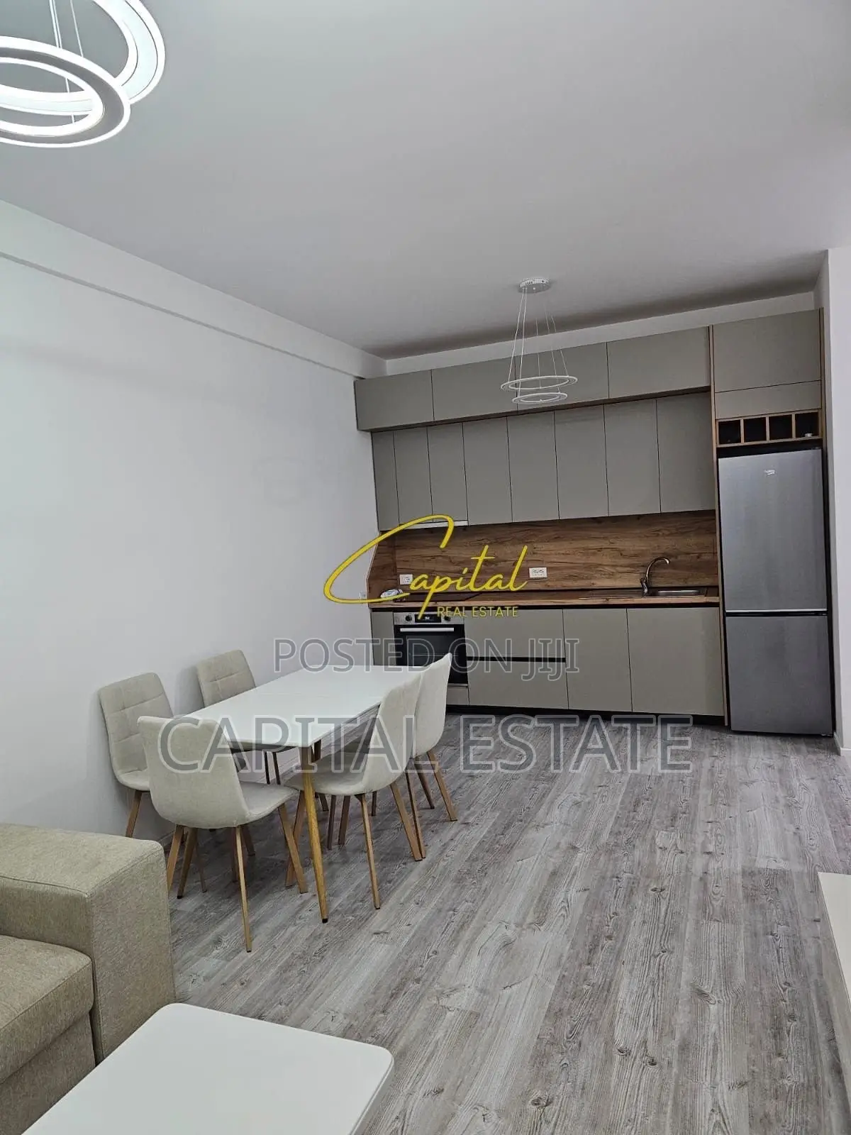 SHITET APARTAMENT 2+1 SPITALI AMERIKAN 3 190.000 EURO