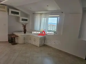 Apartament me qera 2+1+2 i sapo investuar ne Fresk prane Restorant MUR