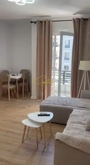 APARTAMENT ME QIRA 2+1+2 ISH PARKU 700 EURO