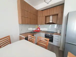 Apartament me qera 2+1+Post parkimi tek Kompleksi Mangalem ne Ali Dem 