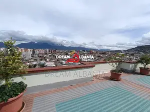 Ambient per zyre me qera ne Rrugen Besim Alla , prane pallateve Çabej 