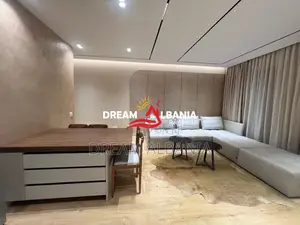 Apartament modern 2+1 me qera ne qender (ID 42215376)