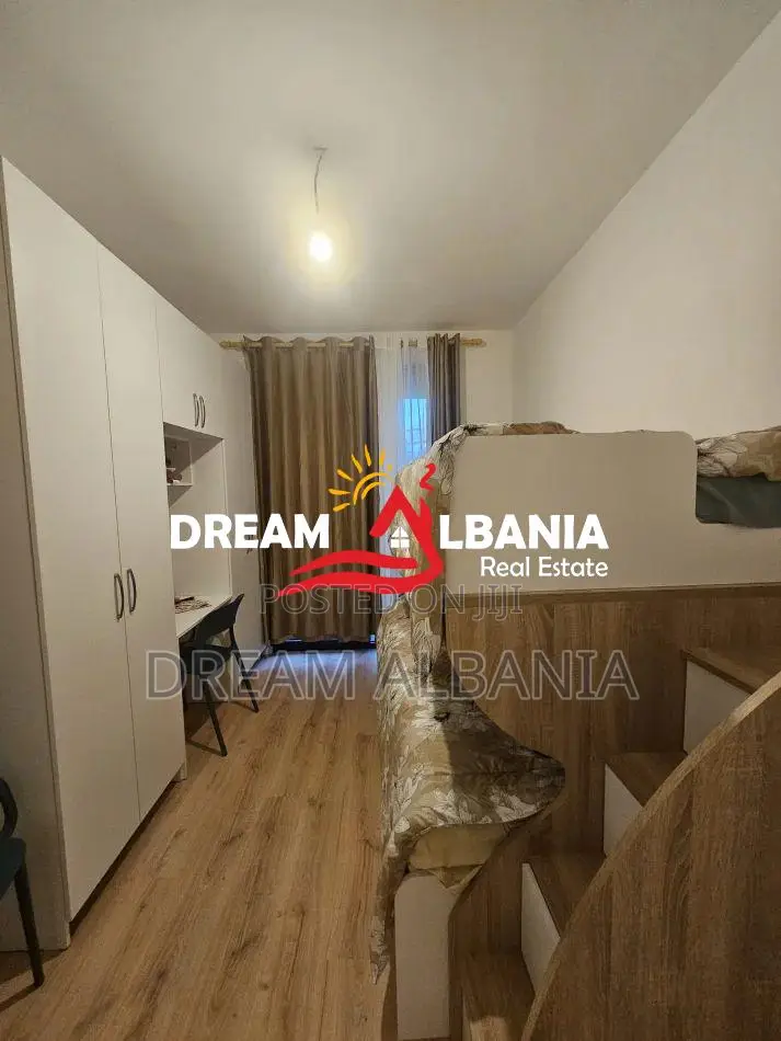 Apartament me Qera 2+1+2 Tek Liqeni i Thate ID(42215592)