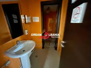 Jepet me qera ambient biznesi prane Stadiumit Dinamo, Tirane (ID 42719