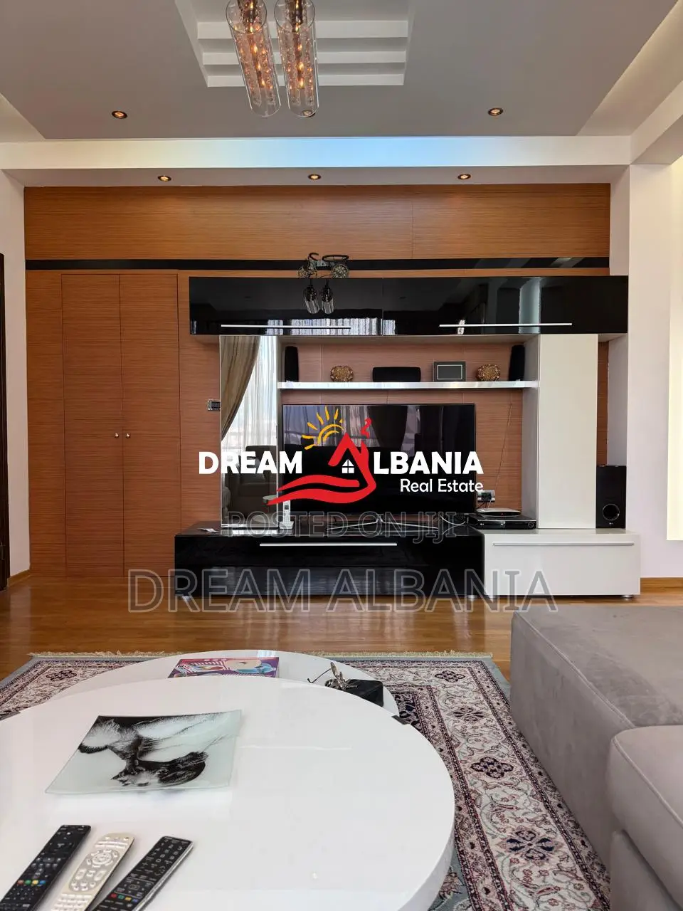 Super Apartament 2+1+2 me qera ne Bllok prane Credins Bank (ID 4221499