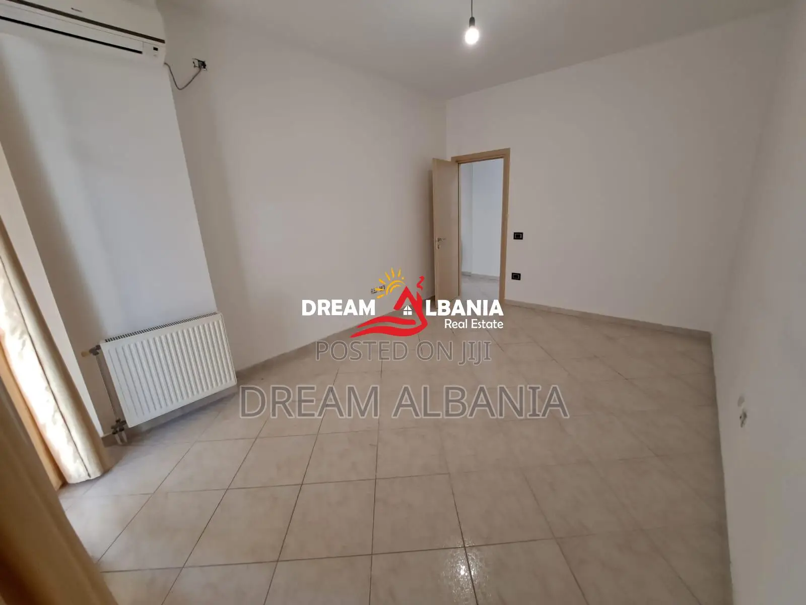 Shitet Apartament 2+1+2WC Komuna e Parisit, Kompleksi KIKA 2 (ID 51210
