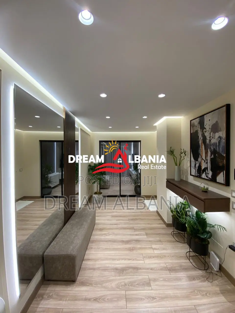 Shitet Apartament 3+1+2 luksoz tek Rezidenca Platea ne Fresk ID(413150