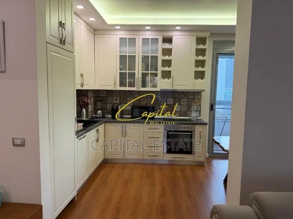 APARTAMENT ME QIRA 2+1 LIQENI I THATE 750 EURO