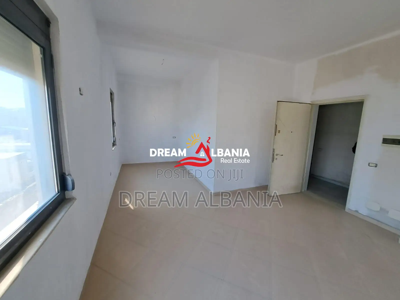 Zyre me qera prane Casa Italia ne Tirane (ID 4261865)