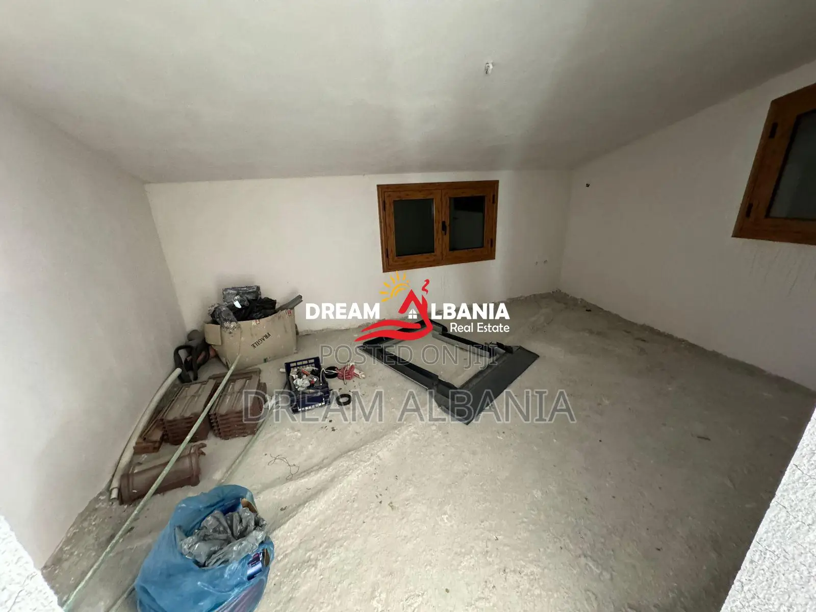 Vile 3 kateshe me qera midis Ndroqit dhe Pezes se Vogel, Tirane (ID 42