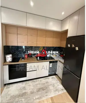 Shitet apartament 2+1+2wc brenda Kompleksit Fiori Di Bosco, ne Tirane 