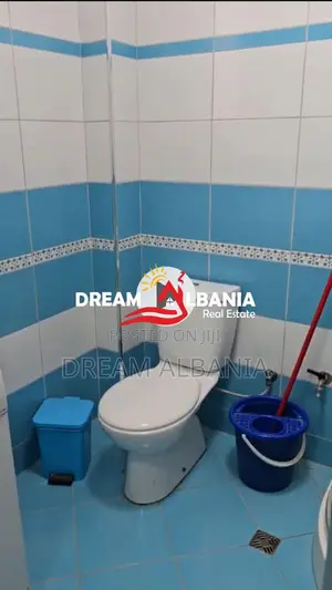 Zyre me qera ne zonen e Myslym Shyrit prane Albtelecomit ne Tirane (ID