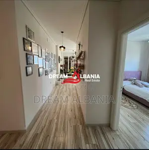 Super Apartament 3+1+2 ne shitje ne Vlore prane Lungomares (ID 4131419