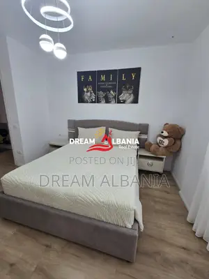 SHITET APARTAMENT 1+1 PRANE RESTORANT 2 LUANET, FRESK (ID 41111600)