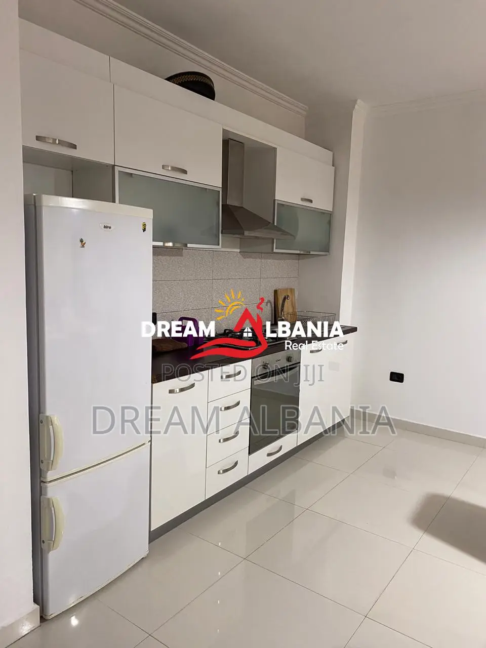 Apartamente 2+1 me qera ne rrugen e Bogdaneve prane Qendres ne Tirane 