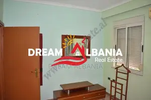 Jepet Apartament 2+1 me qera Rruga Durresit ish Ambasada Jugosllave (I
