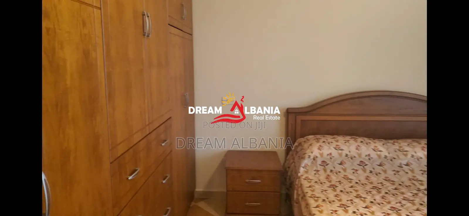 Apartament me qera 3+1+2 Banjo +3 ballkone +garazhd Ambasada Amerikane