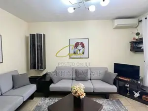 APARTAMENT ME QIRA 1+1 BLV BAJRAM CURRI 45.000 LEKE
