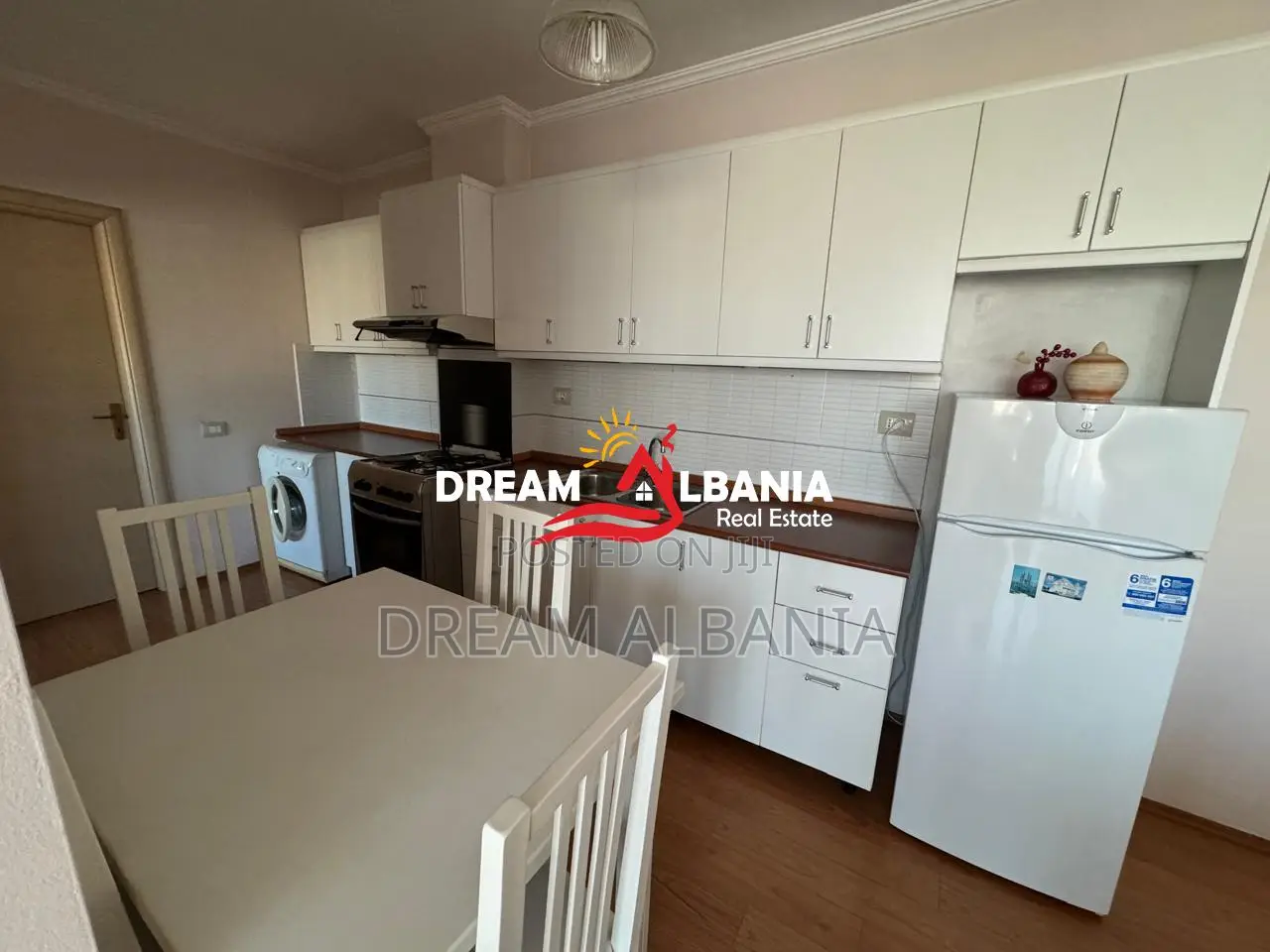 Jepet me Qera Apartament 1+1 Tek 21 Dhjetori,prane Hotel Mondial (ID 4