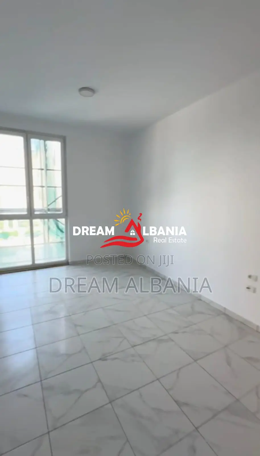Jepet me qera Ambient Biznesi Rruga Kavajes, mbrapa Square 21 (ID 4261