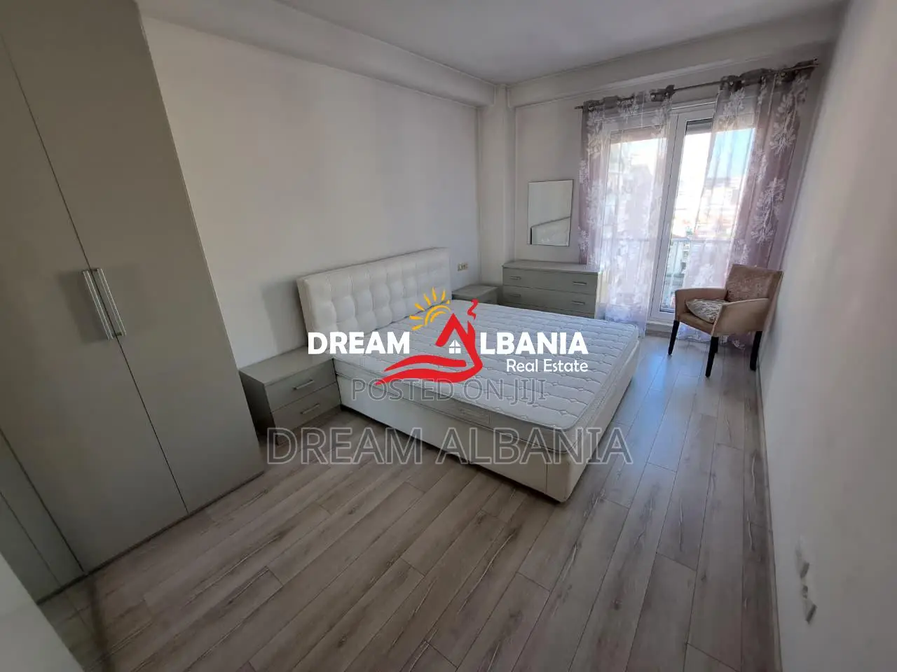Super Apartament 2+1+2WC ne Shitje, Prane Shkolles Don Bosko (Rr. Don 