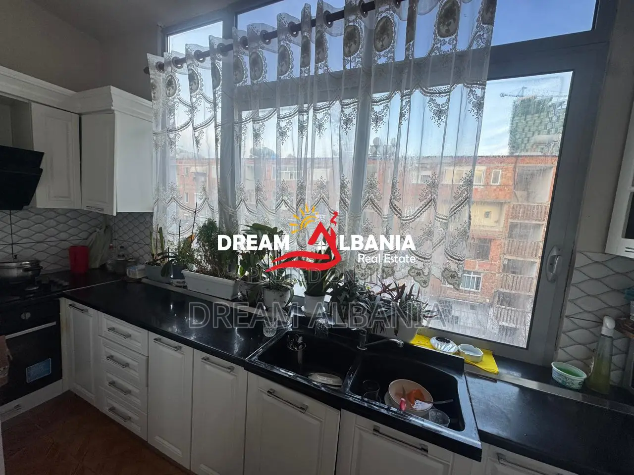 Shitet apartament 2+1 ne rrugen Myslym Shyri, Tirane (ID 4129500)