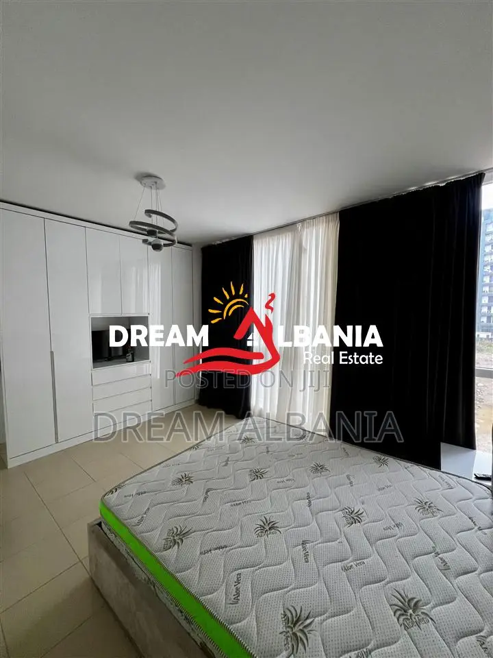 Jepet me Qera apartament 2+1 në Bulevardin e Ri, Pranë Rezidencës AVID