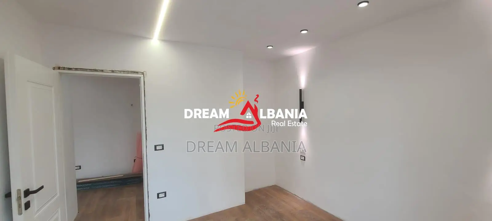 Shiten 2 Apartamente 1+1 tek 21 Dhjetori, prane Mondialit (ID 41111541