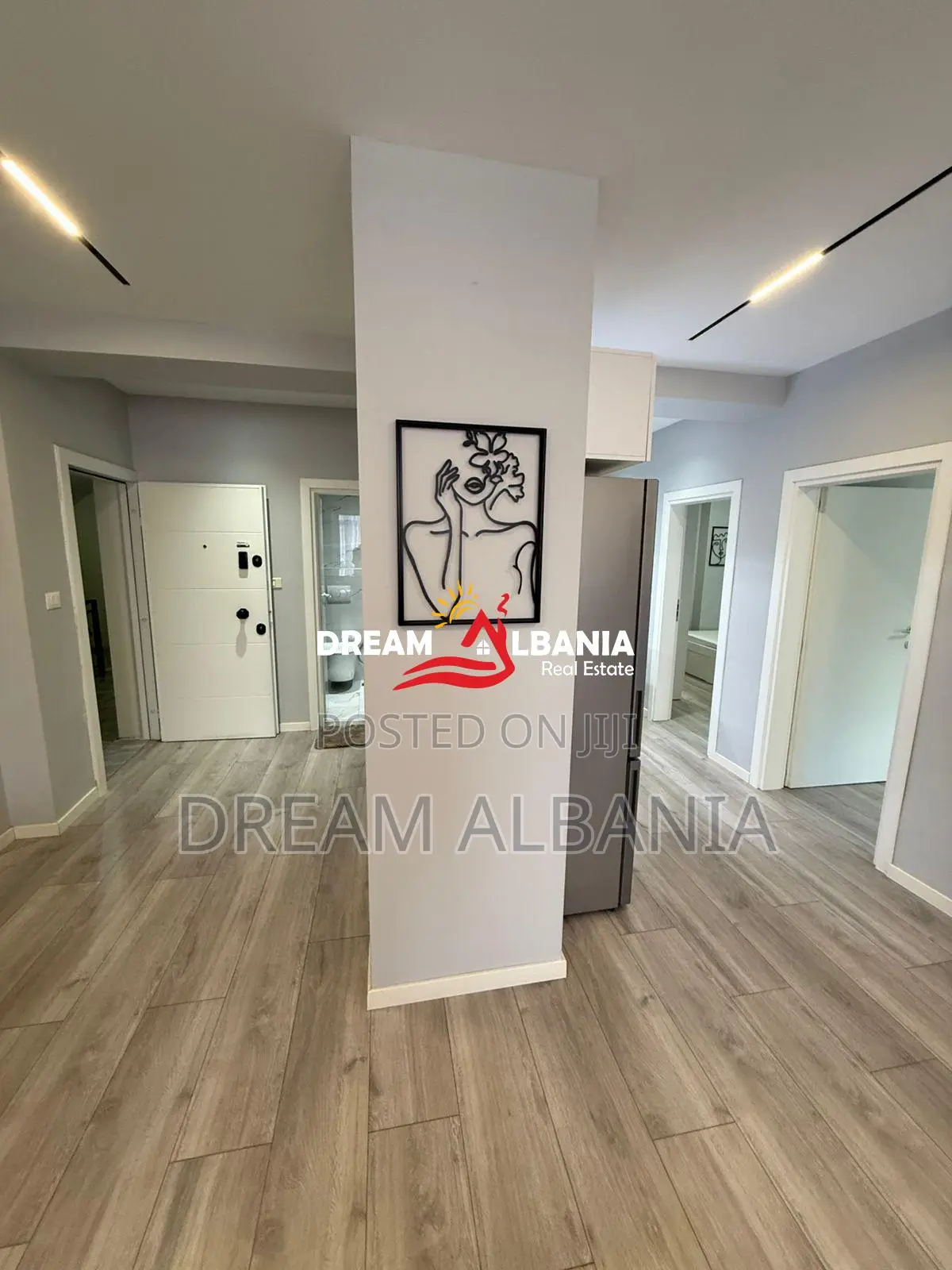 Shitet apartament 2+1 – Zona e 21 Dhjetorit, Prane Hotel Mondialit (ID