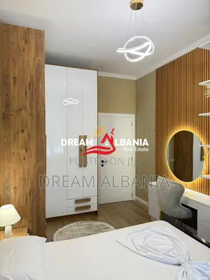 Apartament 1+1 me Post Parkimi me Qira tek Kopshti Botanik-Tirane (ID 