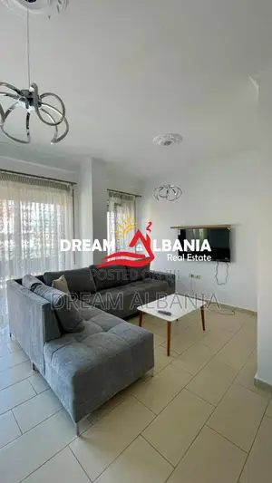 Jepet Apartament 1+1 me qera tek Rruga e Kavajes afer Qendres, Tirane 