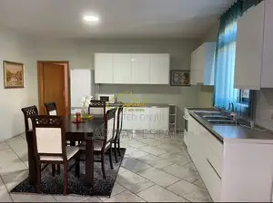 APARTAMENT ME QIRA 2+1+2 PAZARI I RI 650 EURO