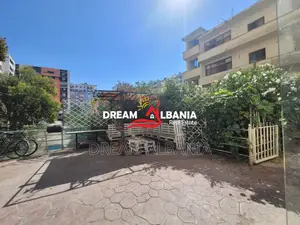 Dyqan ne shitje tek pallatet Cabej, Yzberisht (ID 4171484)