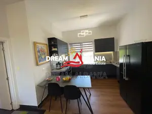 Vile 3 kateshe me qera tek Liqeni Artificial afer Gardes, Tirane (ID 4