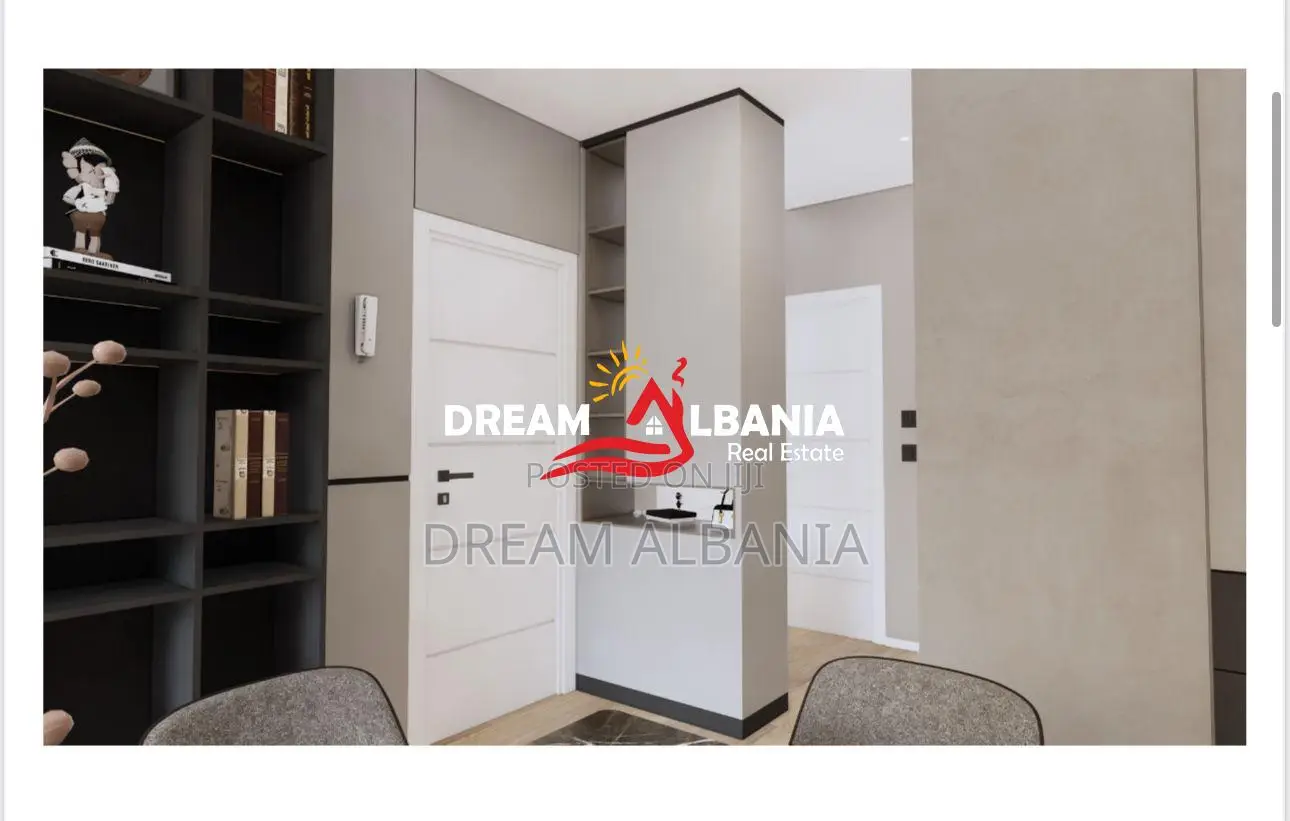 Apartament 3+1+2 me Ballkon+Post Parkimi ne shitje Ne Paskuqan,Tirane 
