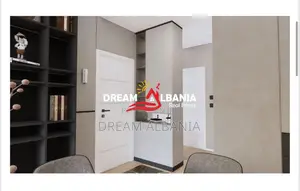 Apartament 3+1+2 me Ballkon+Post Parkimi ne shitje Ne Paskuqan,Tirane 