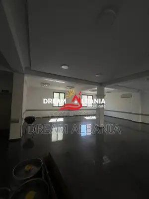 Jepet dy ambiente biznesi me qera te oxhaku prane kompleksit ASL (ID 4