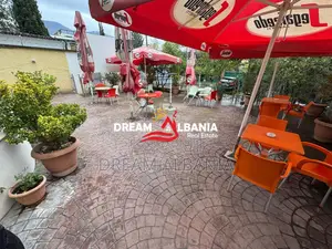 Jepet lokal me qera ne hyrje Freskut, ne Tirane (ID 42711053 )