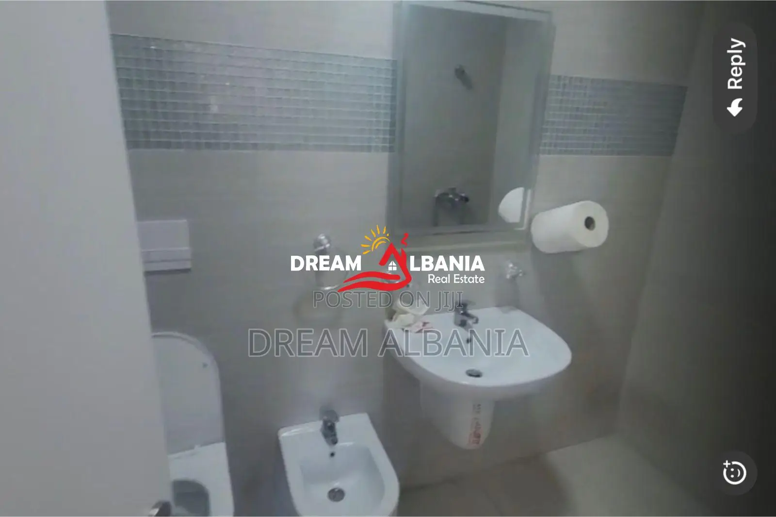 Ambjent zyre 2+1 me qera tek Bulevardi Zogu i Pare, Tirane (ID 4221118